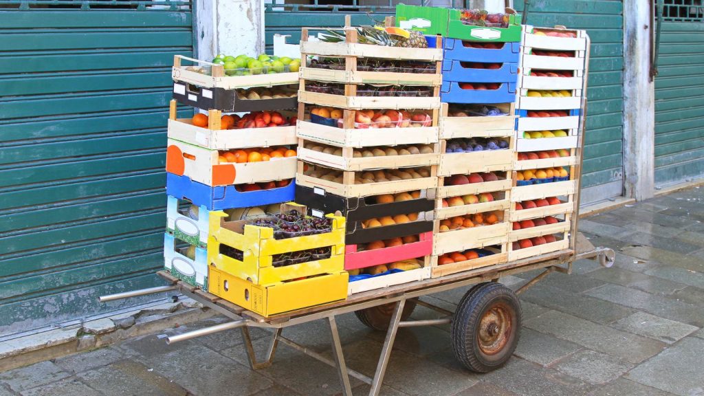 עגלות להובלת פרי